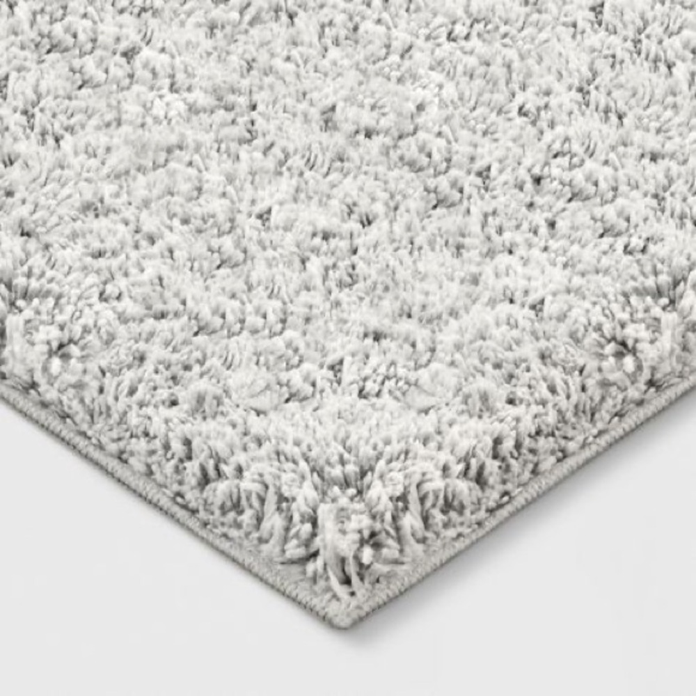 Room Essentials Accent Rug - Picture 2 of 3